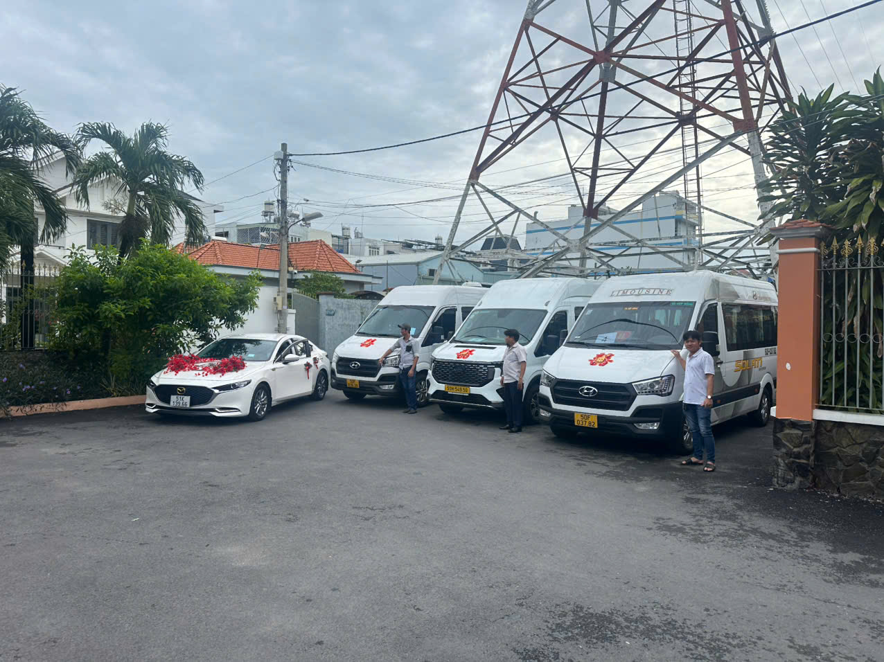 Lý Do Nên Chọn Dịch Vụ Thuê Xe Tại Hoàng Phúc