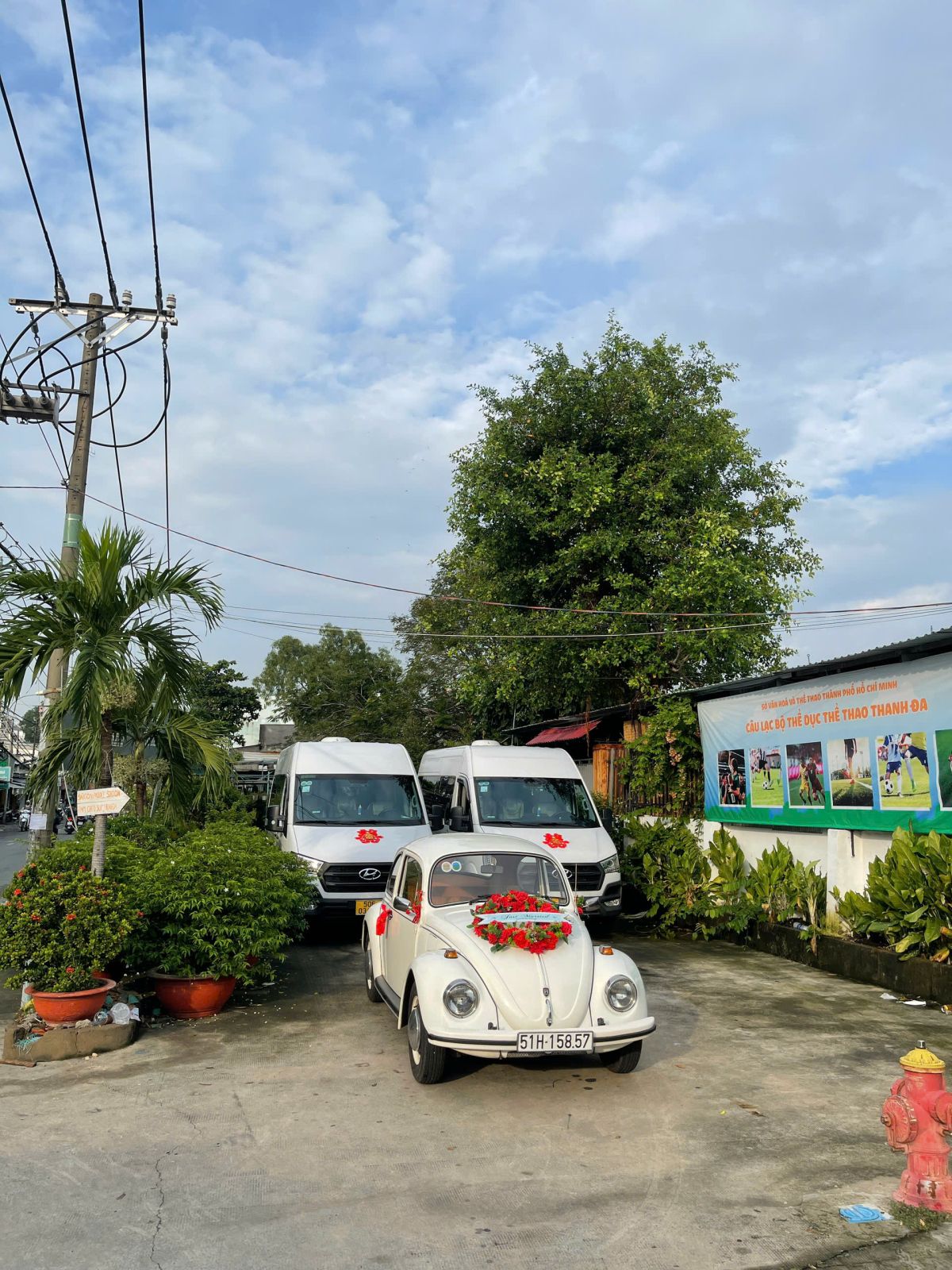 Thuê xe đám cưới giá rẻ